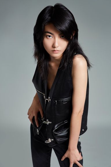 Fashion photographer is seeking a model for Test shoot in Milan